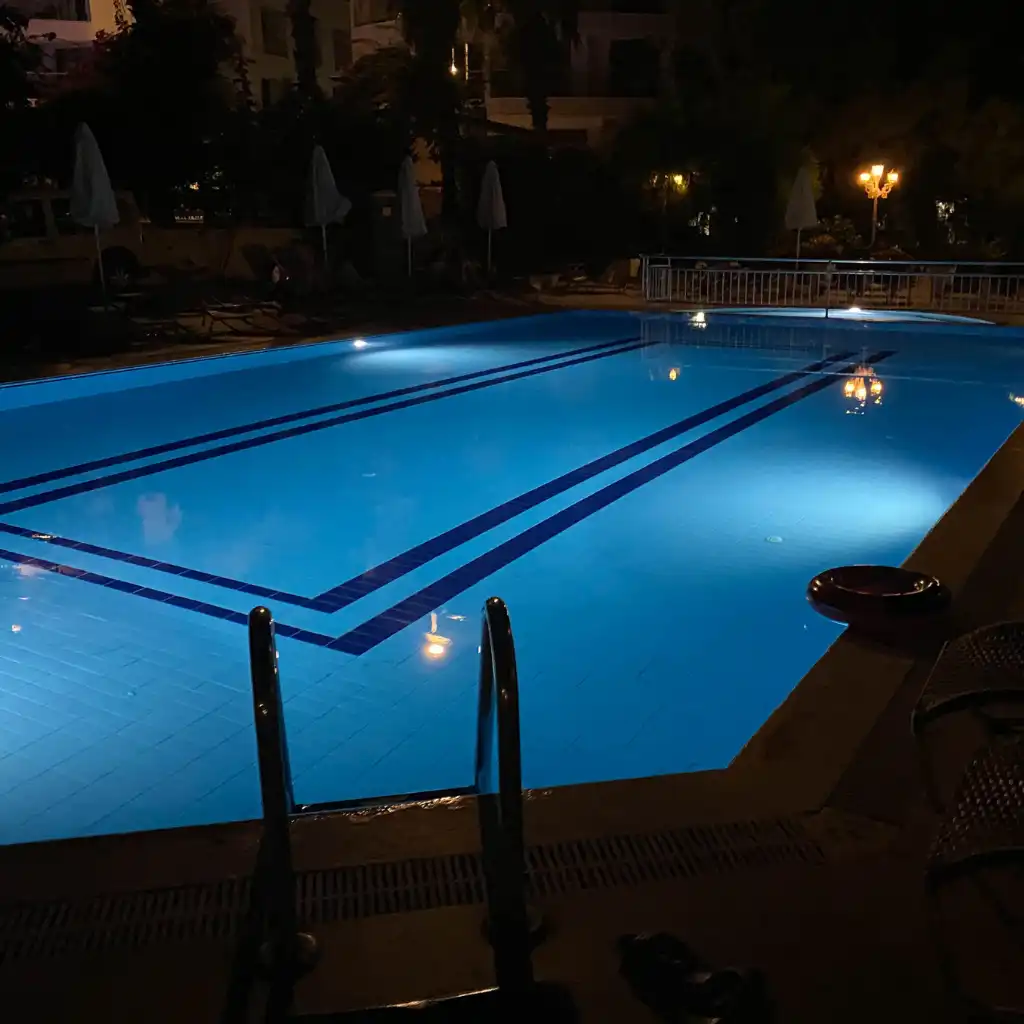 clases de natacion nocturnas