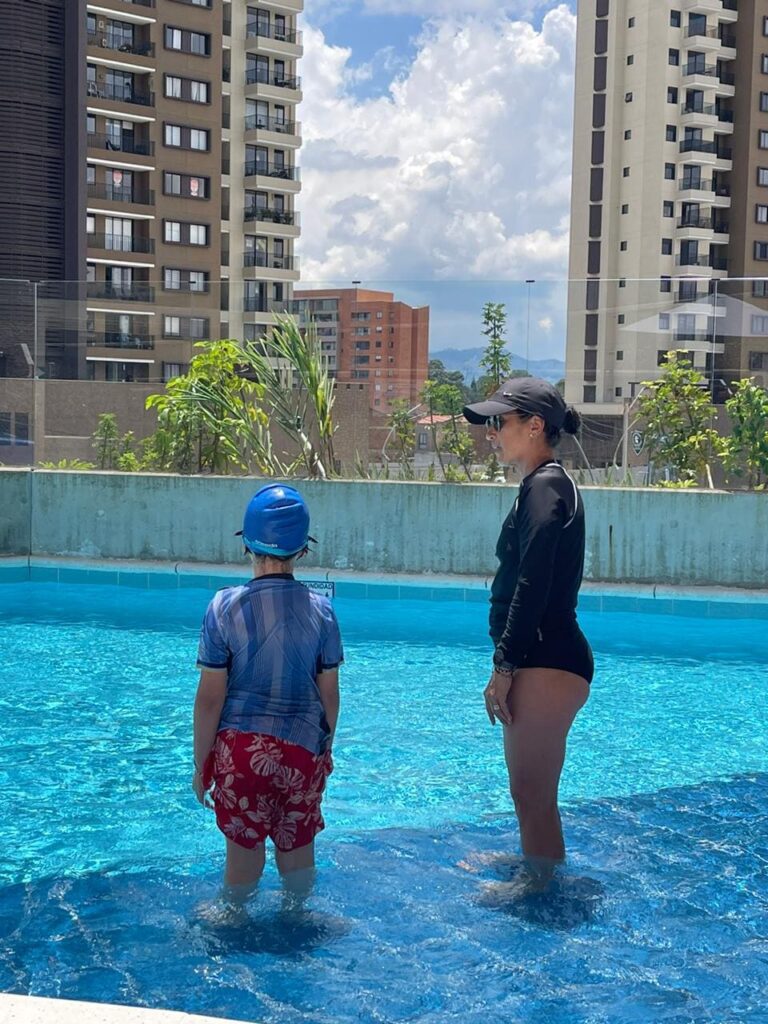 Profesora de natacion a domicilio